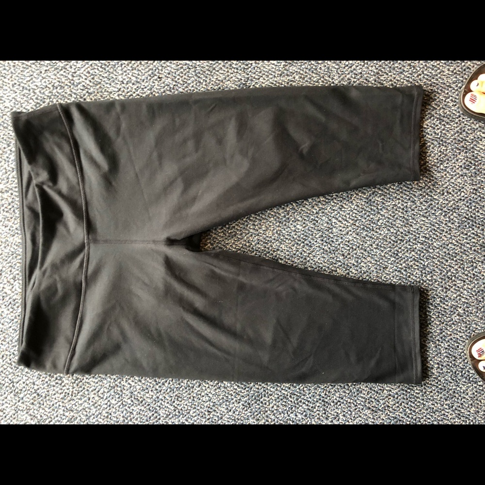 Fabletics yoga crop, worn once